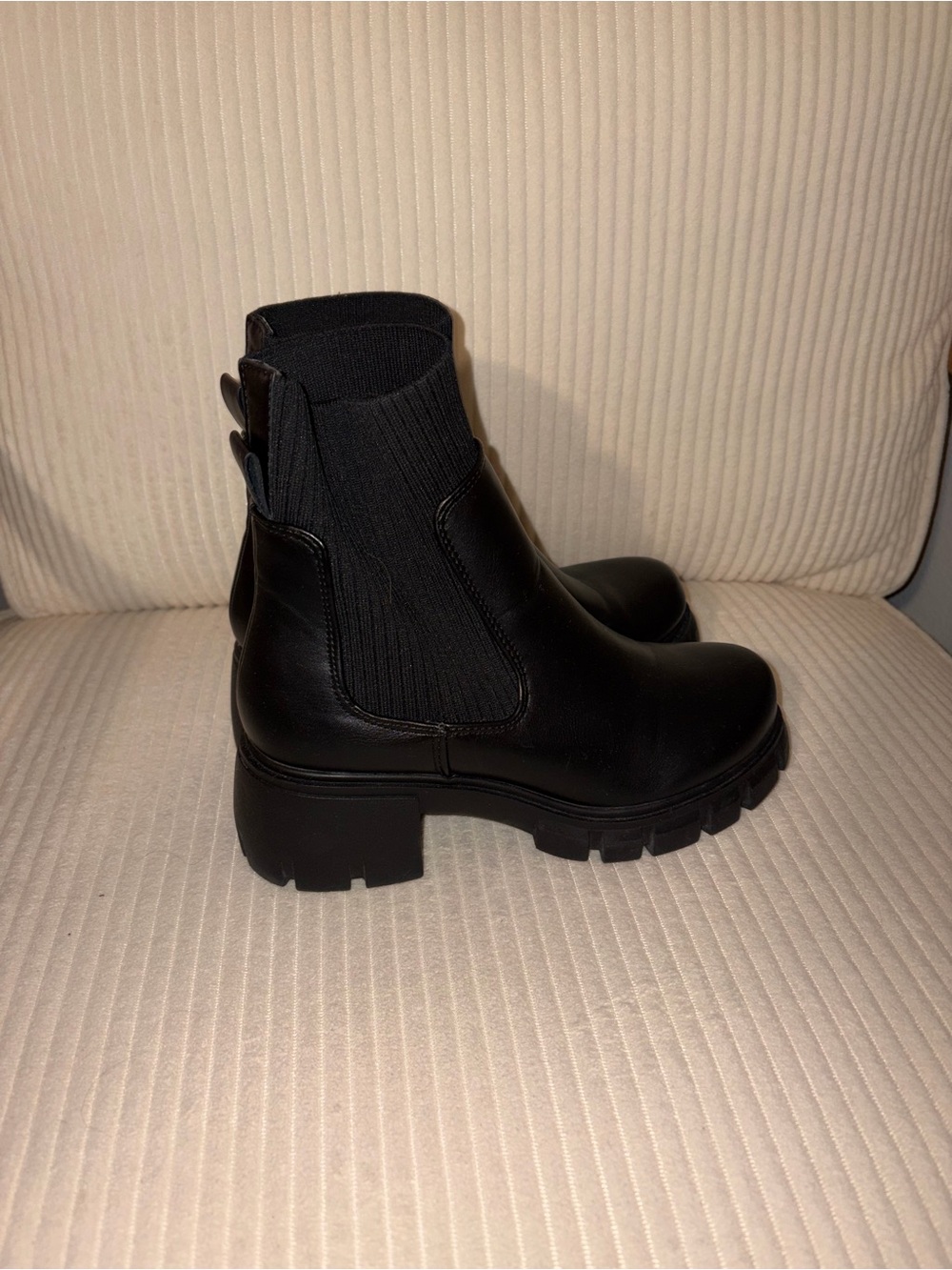 SODA Black Chunky Lug Sole Chelsea Ankle Boots